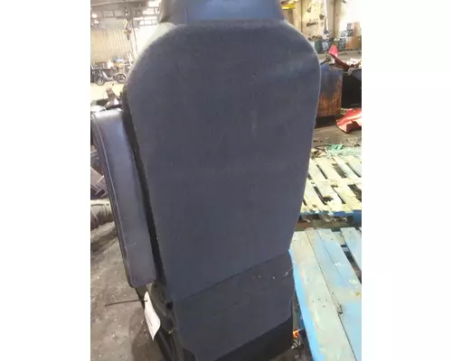 KENWORTH T680 SEAT, FRONT