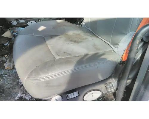 KENWORTH T680 SEAT, FRONT