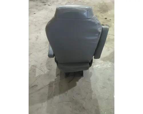 KENWORTH T680 SEAT, FRONT