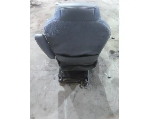 KENWORTH T680 SEAT, FRONT
