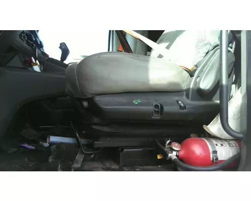 KENWORTH T680 SEAT, FRONT