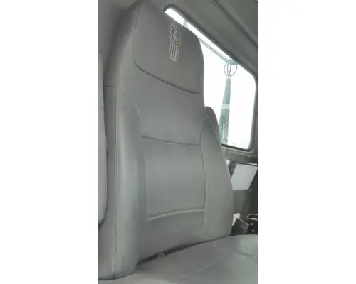 KENWORTH T680 SEAT, FRONT