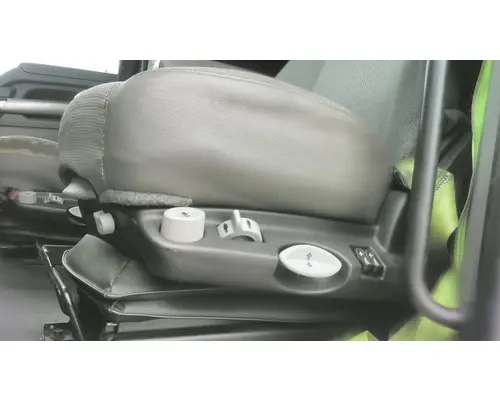 KENWORTH T680 SEAT, FRONT