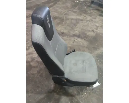 KENWORTH T680 SEAT, FRONT