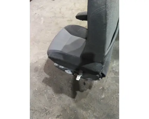 KENWORTH T680 SEAT, FRONT
