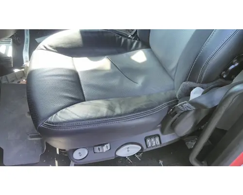 KENWORTH T680 SEAT, FRONT