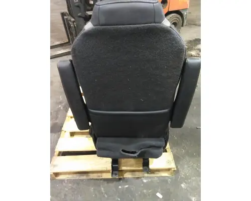 KENWORTH T680 SEAT, FRONT