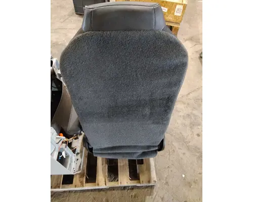 KENWORTH T680 SEAT, FRONT