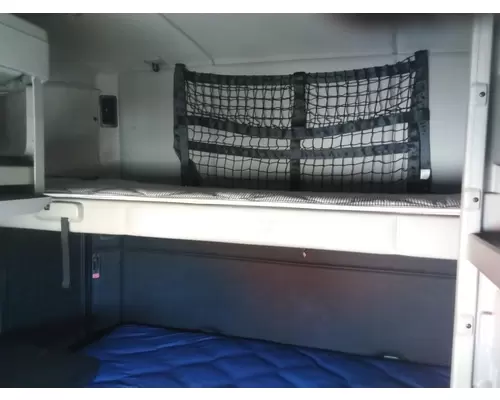 KENWORTH T680 SLEEPER BUNK