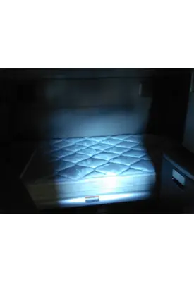 KENWORTH T680 SLEEPER BUNK