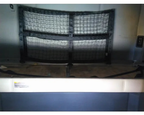 KENWORTH T680 SLEEPER BUNK