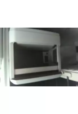 KENWORTH T680 SLEEPER CLOSET