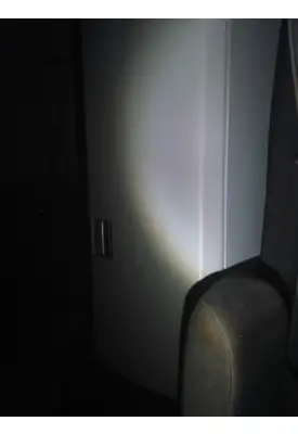 KENWORTH T680 SLEEPER CLOSET