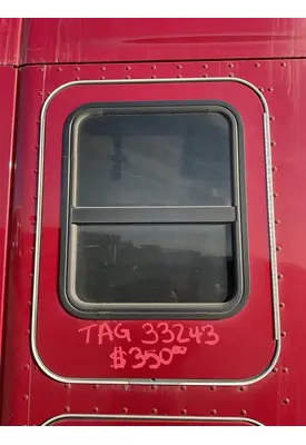 KENWORTH T680 SLEEPER-INTERIOR