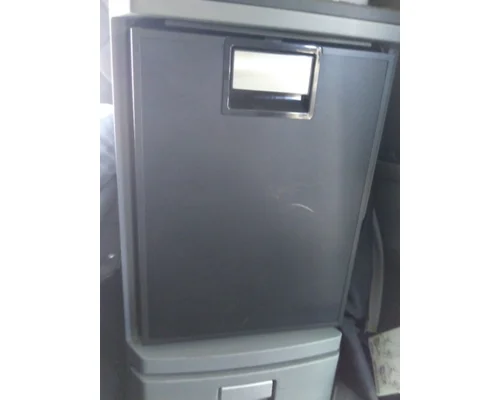 KENWORTH T680 SLEEPER REFRIGERATOR