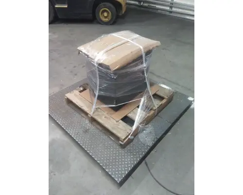 KENWORTH T680 SLEEPER REFRIGERATOR