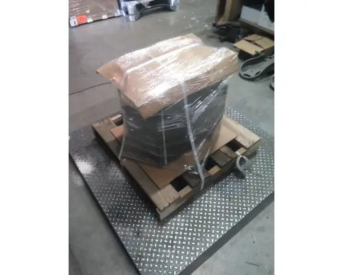 KENWORTH T680 SLEEPER REFRIGERATOR