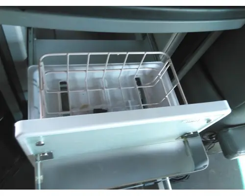 KENWORTH T680 SLEEPER REFRIGERATOR