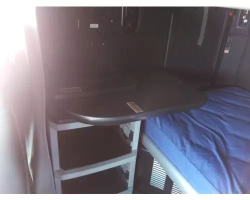KENWORTH T680 SLEEPER TABLE