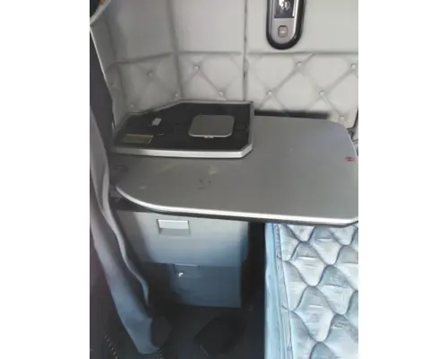 KENWORTH T680 SLEEPER TABLE