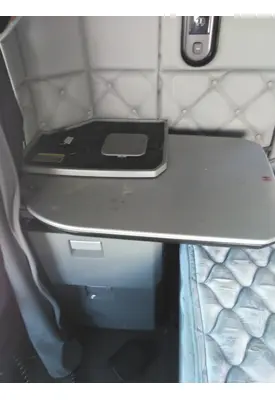 KENWORTH T680 SLEEPER TABLE