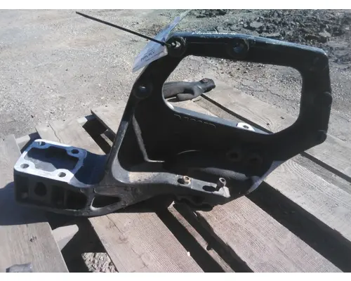 KENWORTH T680 SPRING HANGER