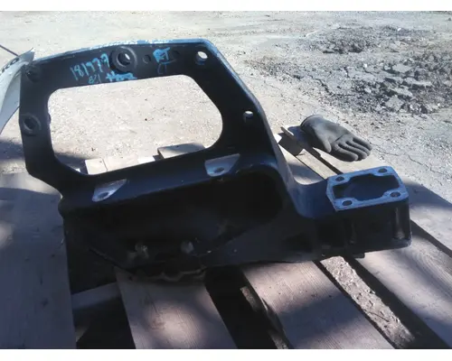 KENWORTH T680 SPRING HANGER