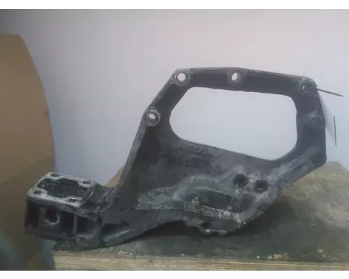 KENWORTH T680 SPRING HANGER