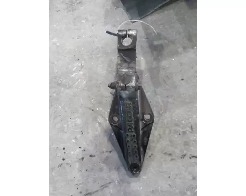 KENWORTH T680 SPRING HANGER