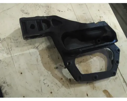 KENWORTH T680 SPRING HANGER