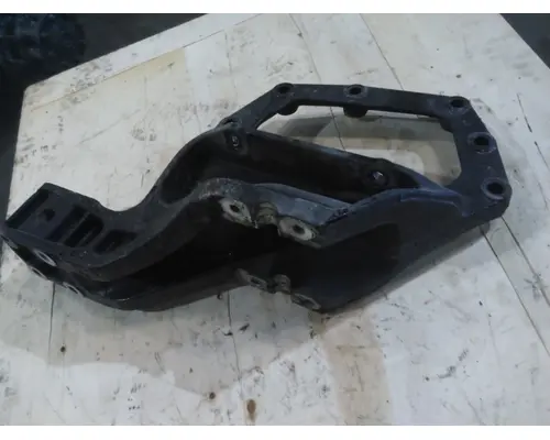 KENWORTH T680 SPRING HANGER