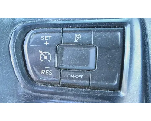 KENWORTH T680 STEERING WHEEL