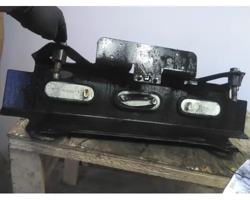 KENWORTH T680 STOP TURN TAIL LAMP