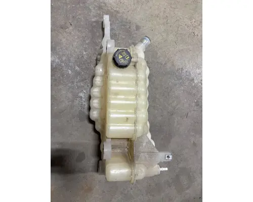 KENWORTH T680 SURGE TANK