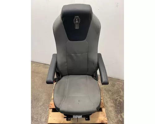KENWORTH T680 Seat, Front