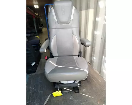 KENWORTH T680 Seat, Front