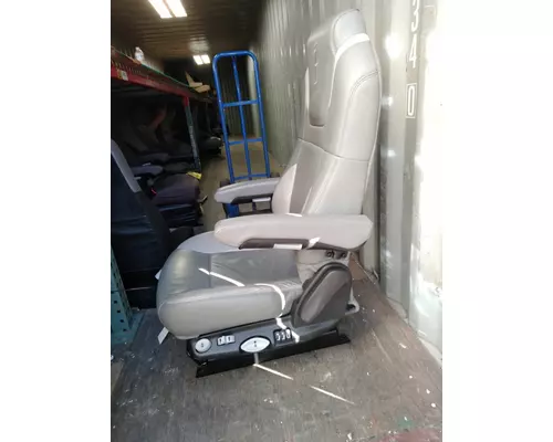 KENWORTH T680 Seat, Front