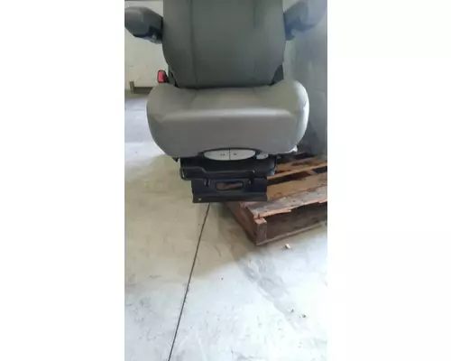 KENWORTH T680 Seat, Front
