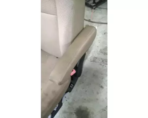 KENWORTH T680 Seat, Front