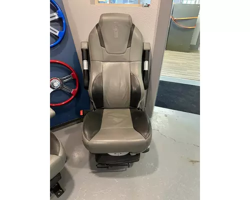 KENWORTH T680 Seat, Front