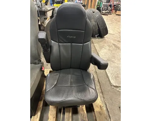 KENWORTH T680 Seat, Front