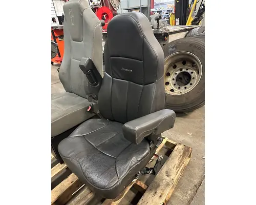 KENWORTH T680 Seat, Front