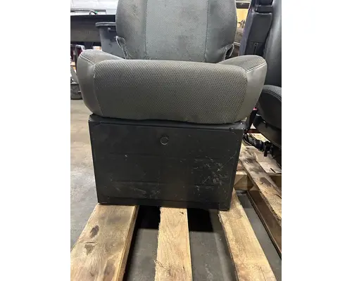 KENWORTH T680 Seat, Front
