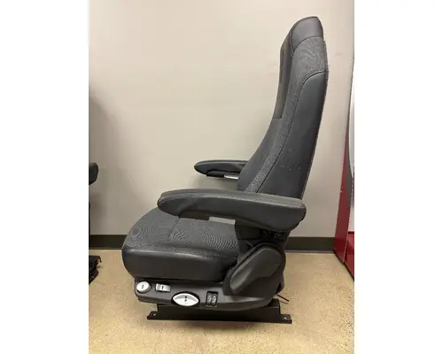 KENWORTH T680 Seat, Front