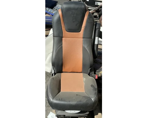 KENWORTH T680 Seat, Front