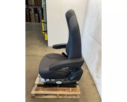 KENWORTH T680 Seat