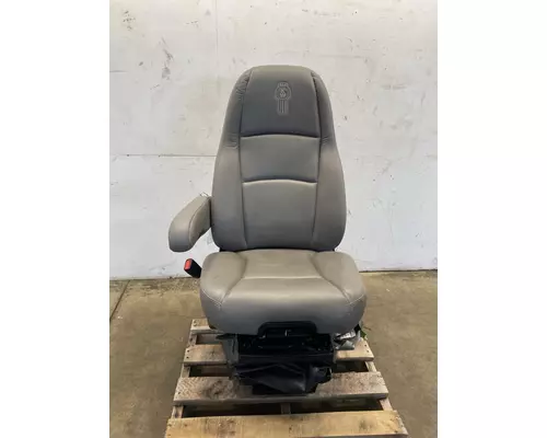 KENWORTH T680 Seat