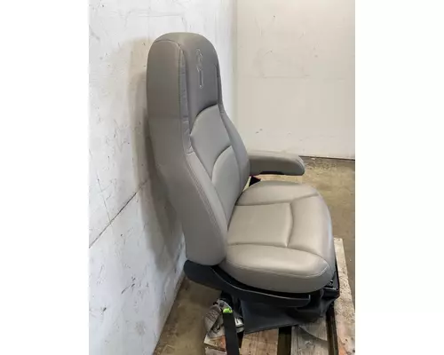 KENWORTH T680 Seat