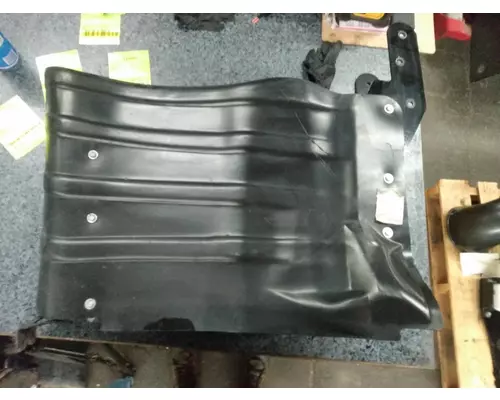 KENWORTH T680 Side Fairing