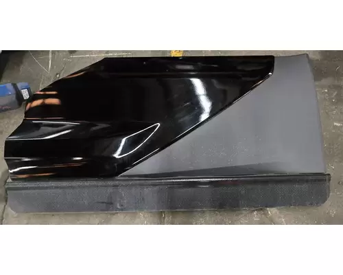 KENWORTH T680 Side Fairing